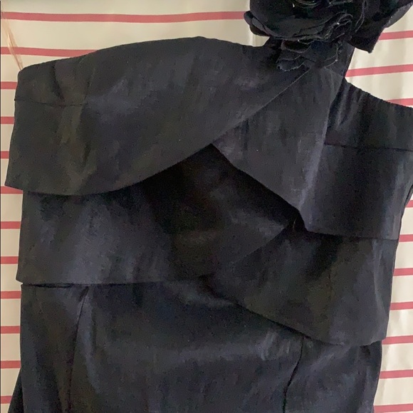 Little black dress - Picture 2 of 3